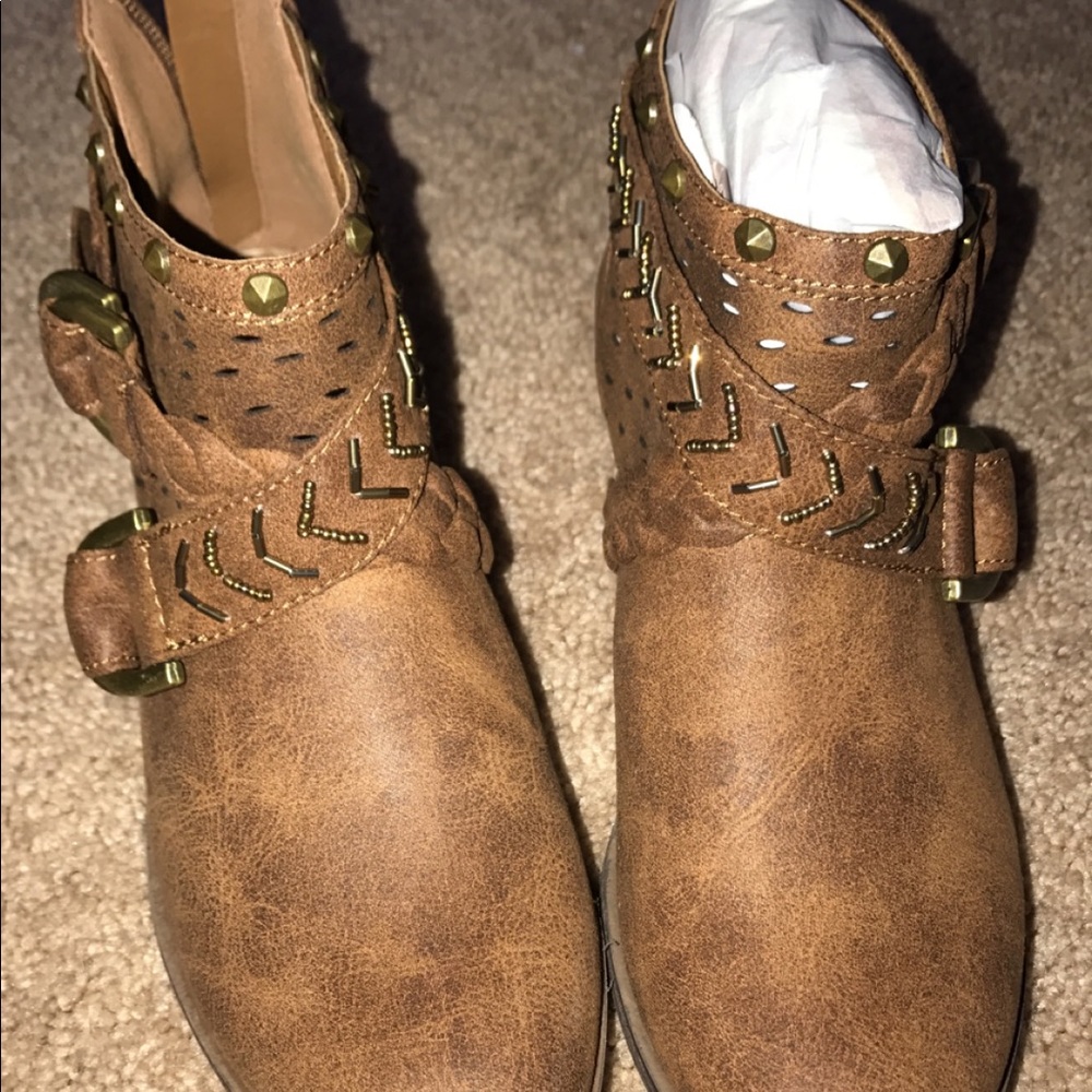 Boots!